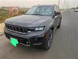 جیپ گراند شیرۆکی